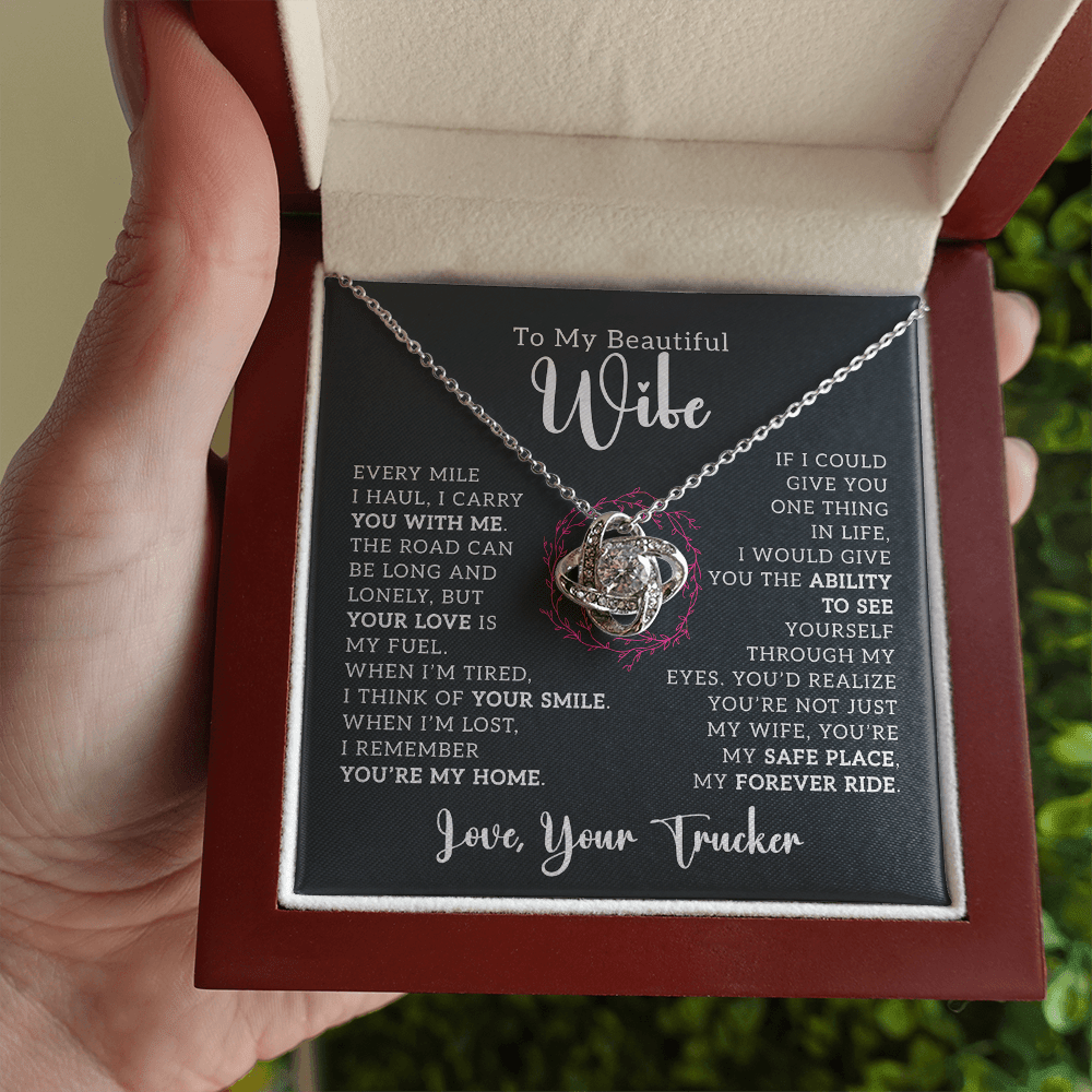 To My Beautiful Wife – Truckers' Love Message With Necklace - Avioria