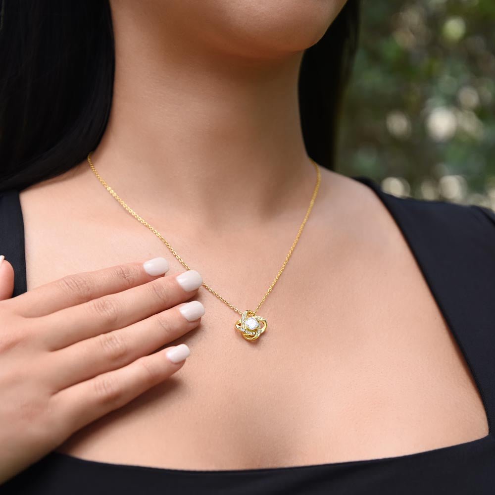 To My Beautiful Wife – Truckers' Love Message With Necklace - Avioria