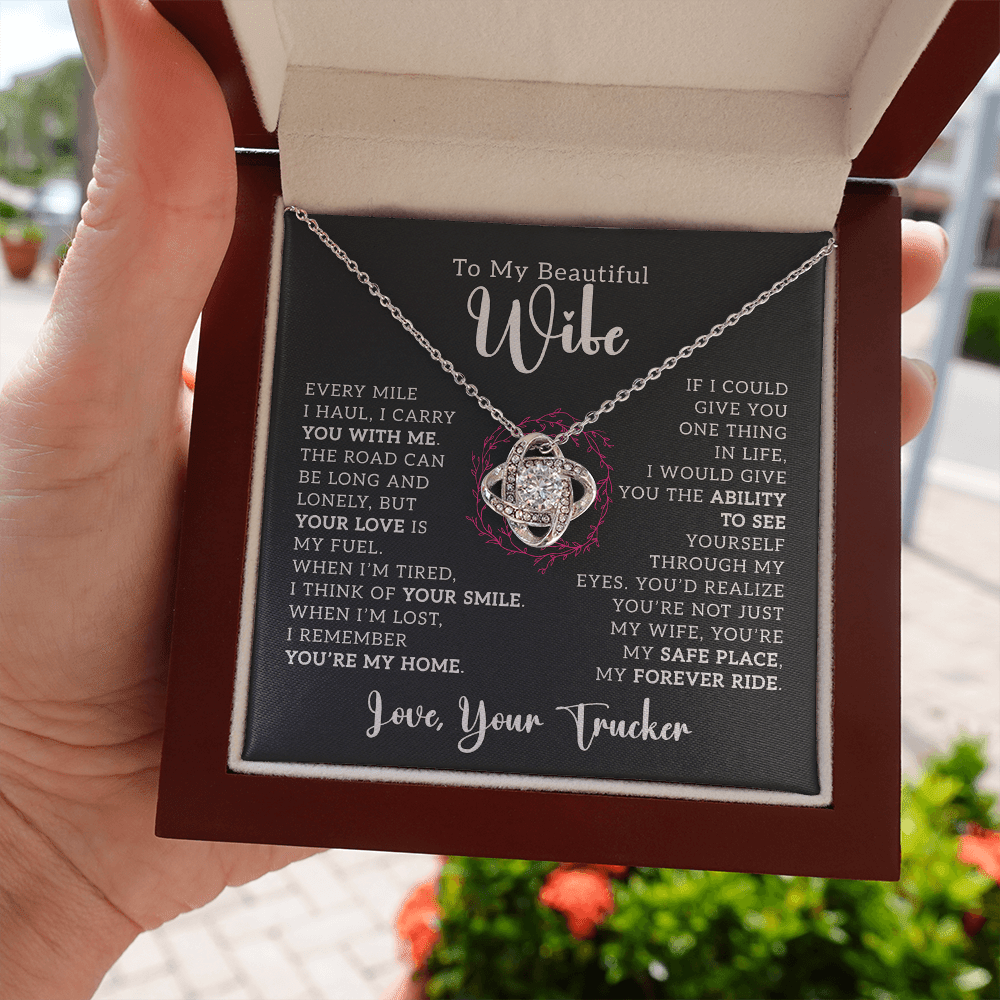 To My Beautiful Wife – Truckers' Love Message With Necklace - Avioria